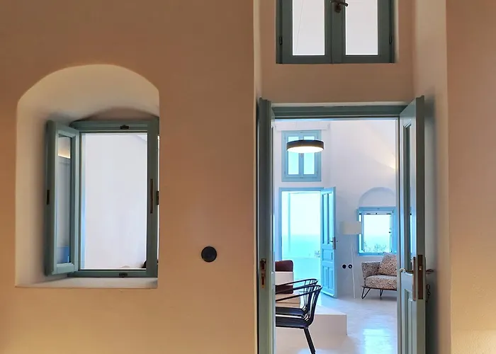 Sun Spell With Sea View-private Plunge Pool Villa Fira (Santorini)