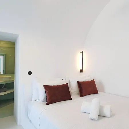 Villa Sun Spell With Sea View-private Plunge Pool Firá